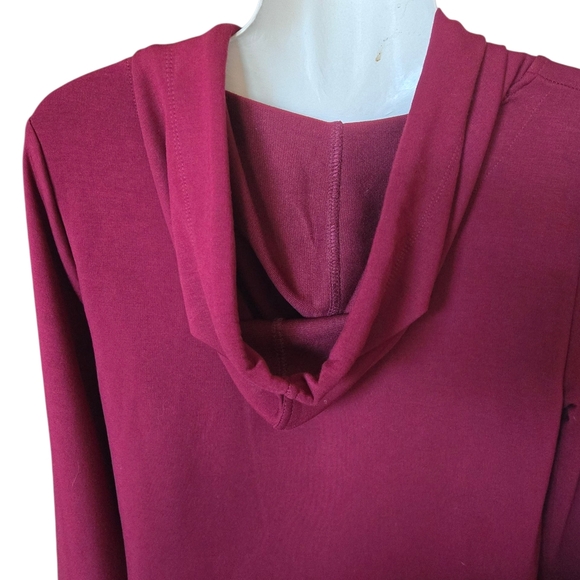 Calvin Klein Burgundy Knit Top - Picture 6 of 7